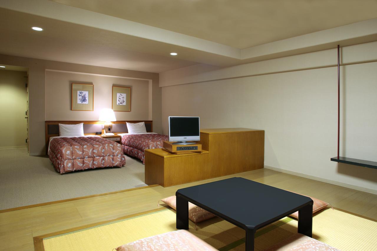 วิลลา คิตะกะรุอิซะวะ - แอลวิง Hotel Naganohara ภายนอก รูปภาพ